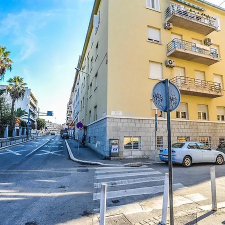 Tanja Oldtown Apartmán *